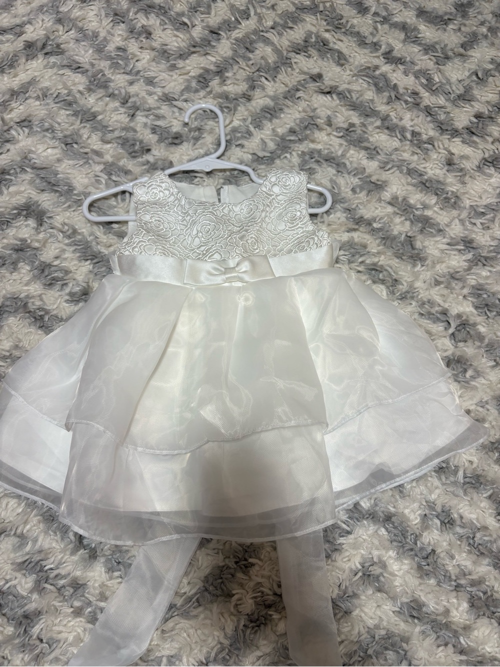 Elegant White Flower Girl Dress with Bow
